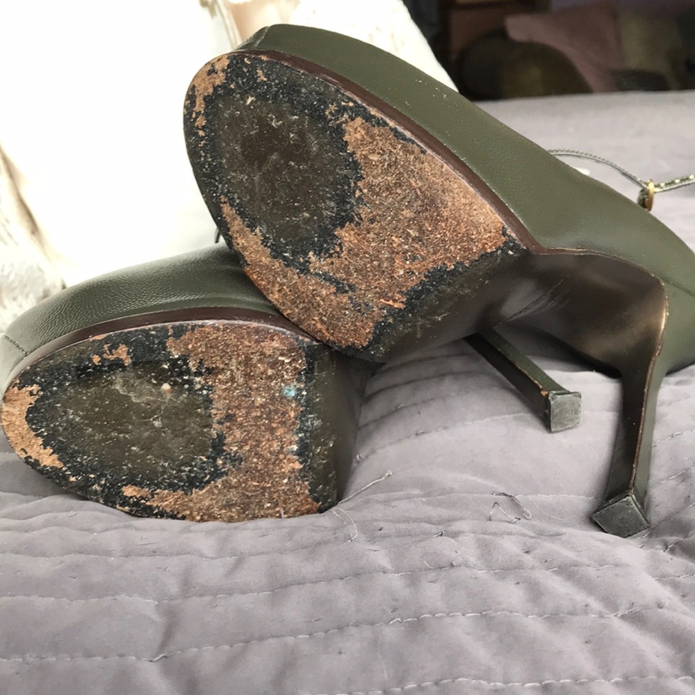 YSL pumps - Picture 3 of 4